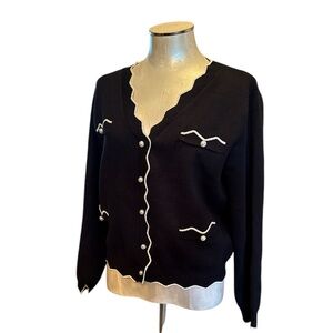 Adrienne Vittadini Women’s Black Cardigan White Edge size Medium